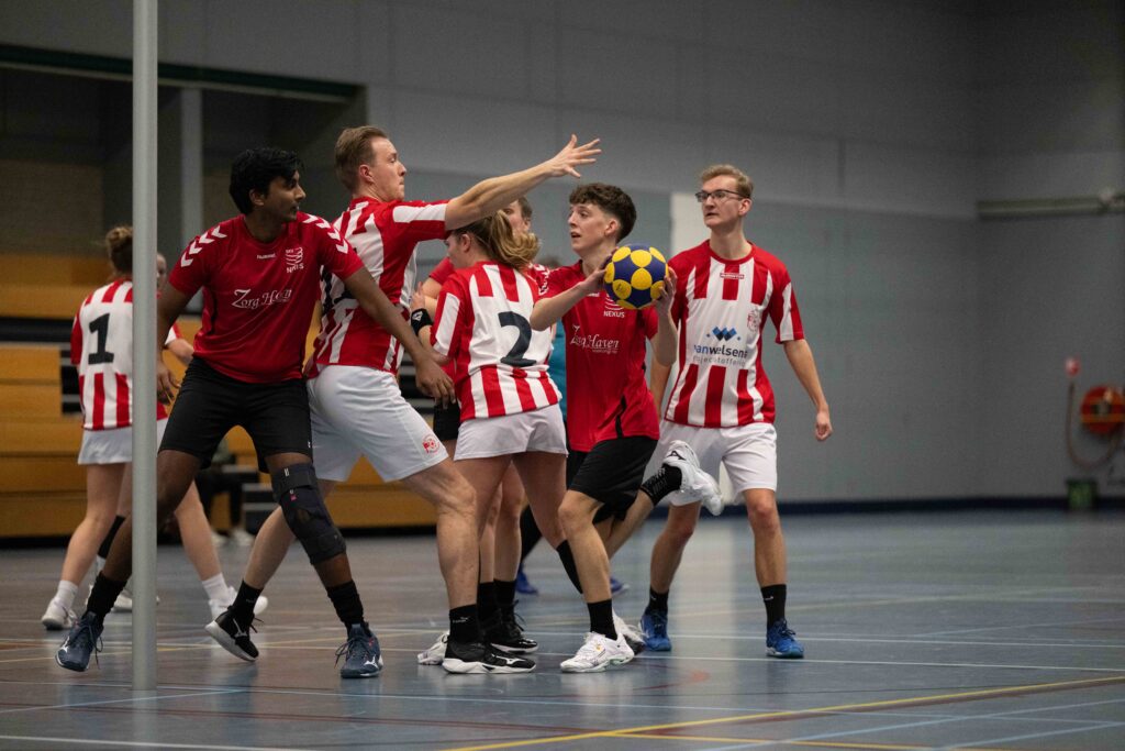 Nexus 1 in zwaar weer na nieuwe nederlaag